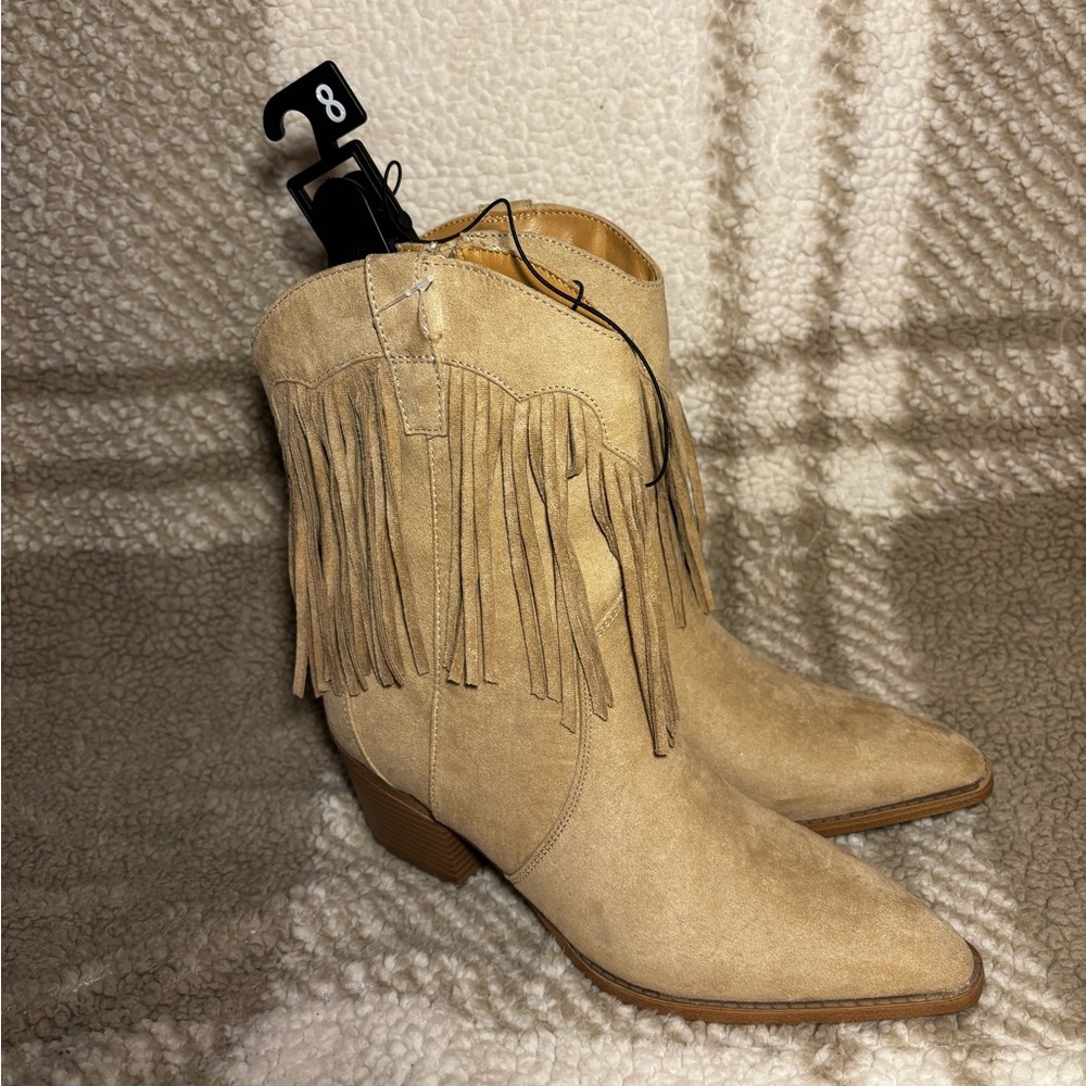 BRAND NEW! Time and Tru Tan Fringe Western Boots🤎 super cute! Perfect condition